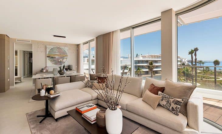 Luxury Furniture And Interior Design In a Penthouse On The Seafront Luxury Furniture And Interior Design In a Penthouse On The Seafront