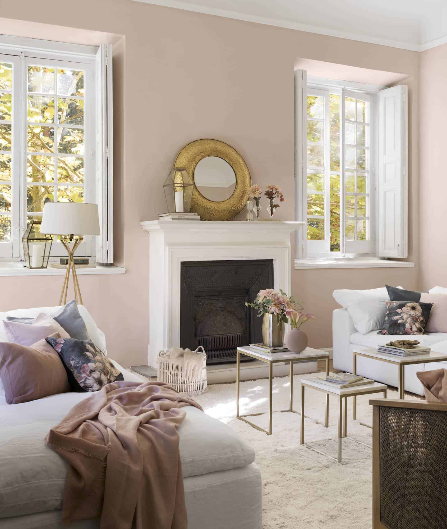 Detect & Solve Decorative Black Spots In Your Home Detect & Solve Decorative Black Spots In Your Home