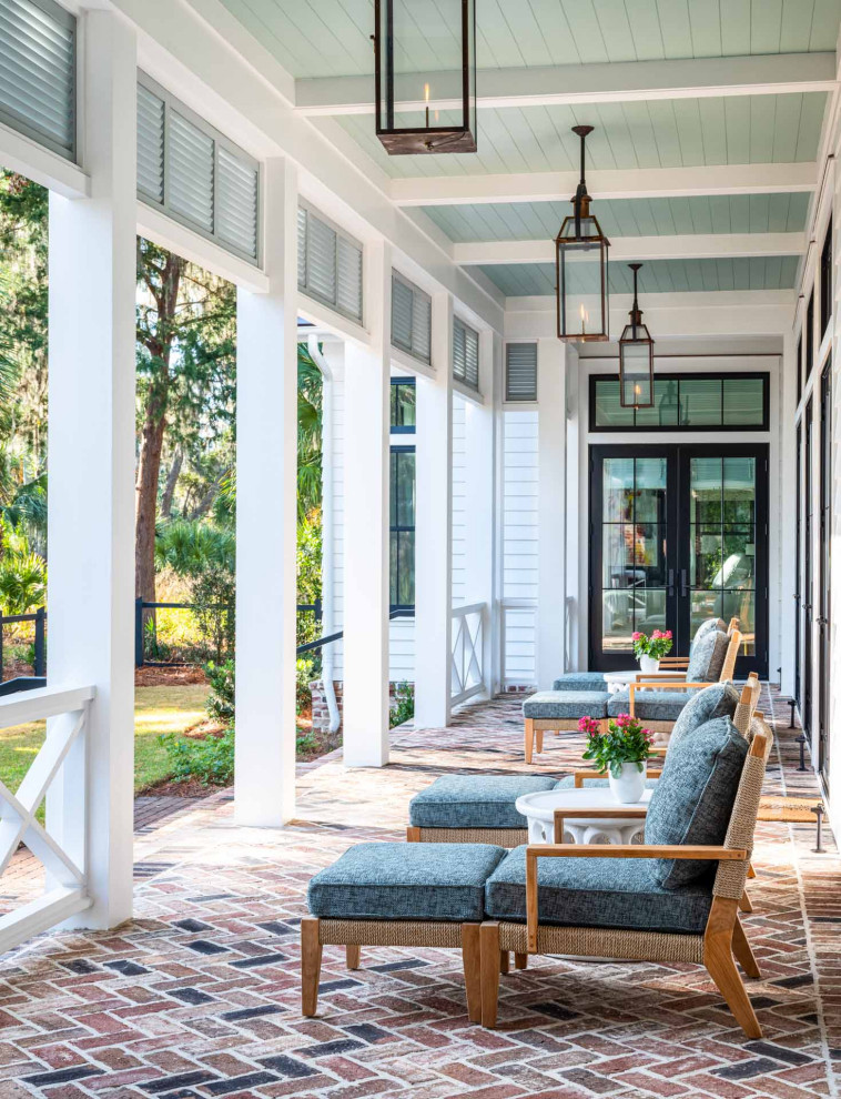 15 Amazing Farmhouse Porch Designs Perfect For Spring Time