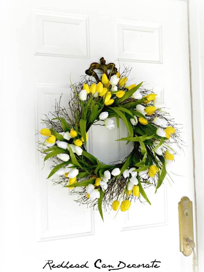 2. DIY Tulip Wreath 2. DIY Tulip Wreath
