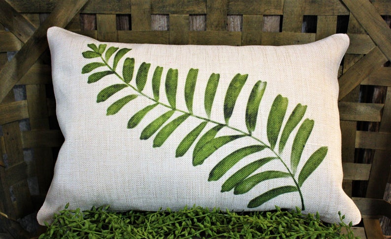 15 Charming Spring Pillow Designs That Will Freshen Up Your Porch