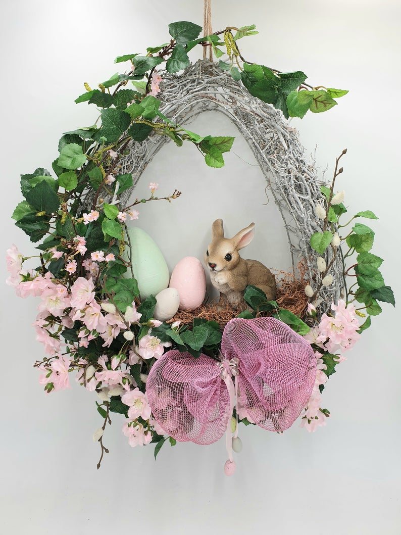 16 Vibrant Easter Wreath Designs You Should Consider For Your Holiday Décor