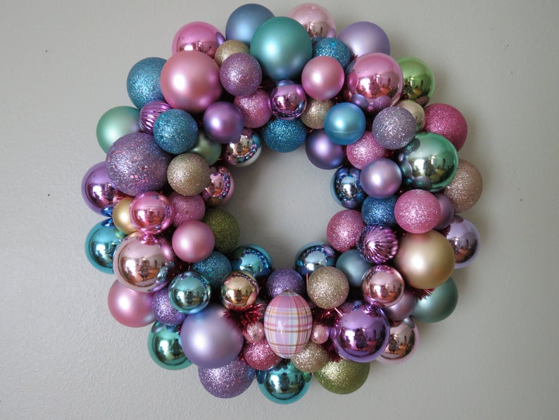 16 Vibrant Easter Wreath Designs You Should Consider For Your Holiday Décor