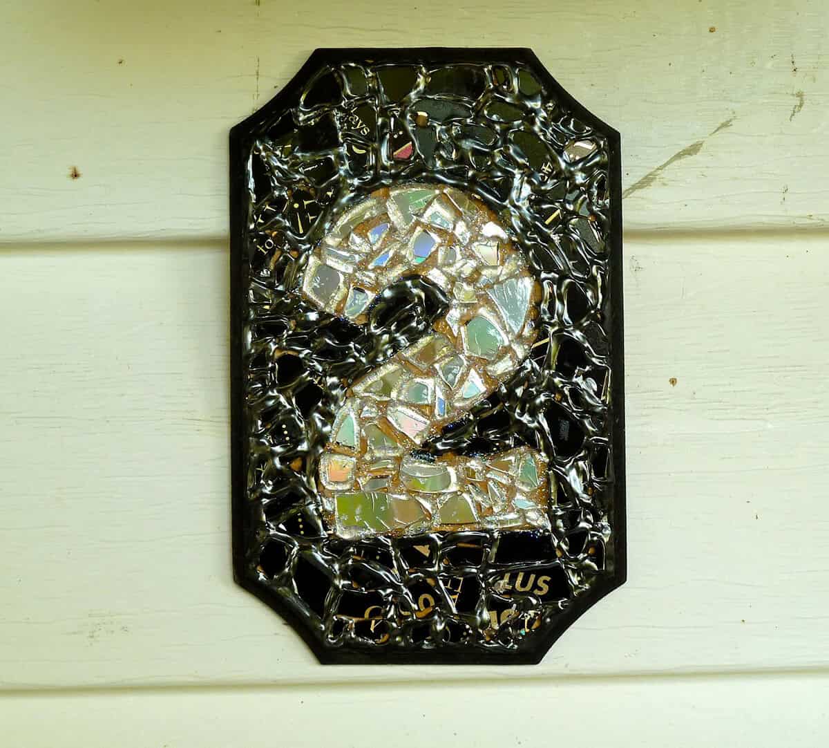 16. Recycled CD Mosaic House/apartment number plaque 16. Recycled CD Mosaic House/apartment number plaque