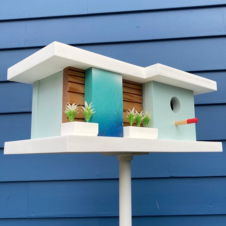 17 Wonderfully Creative Birdhouse Designs For Your Garden