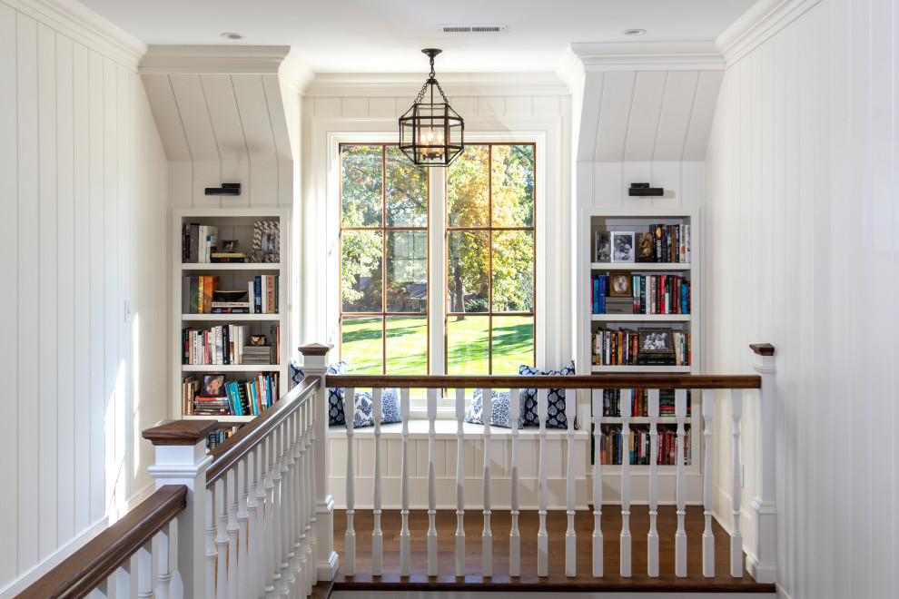 18 Amazing Farmhouse Hall Designs You Will Want In Your Home