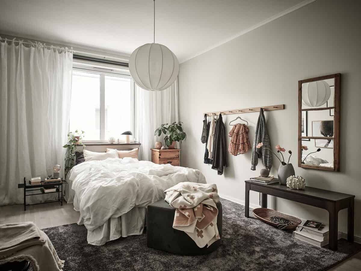 Say Yes To Messy Bed And Feel The Vibe