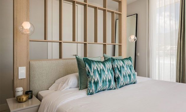 Luxury Furniture And Interior Design In a Penthouse On The Seafront