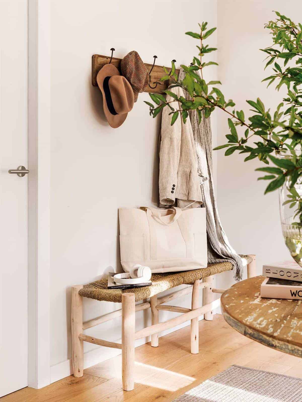 What An Decor Stylist Would Always Do In The Hall? What An Decor Stylist Would Always Do In The Hall?