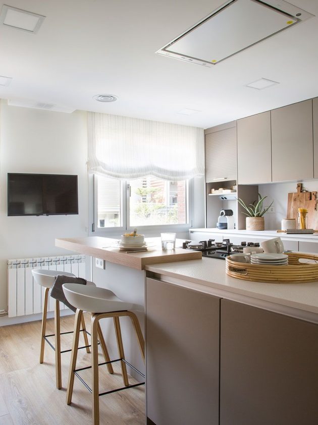 Renovation Of Brightness, Warmth & Multifunctional Furniture