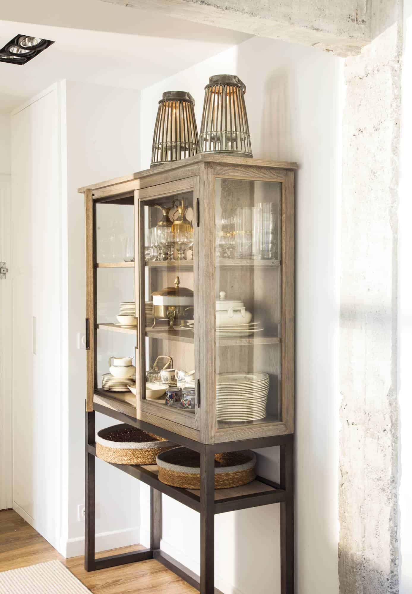 Detect & Solve Decorative Black Spots In Your Home Detect & Solve Decorative Black Spots In Your Home