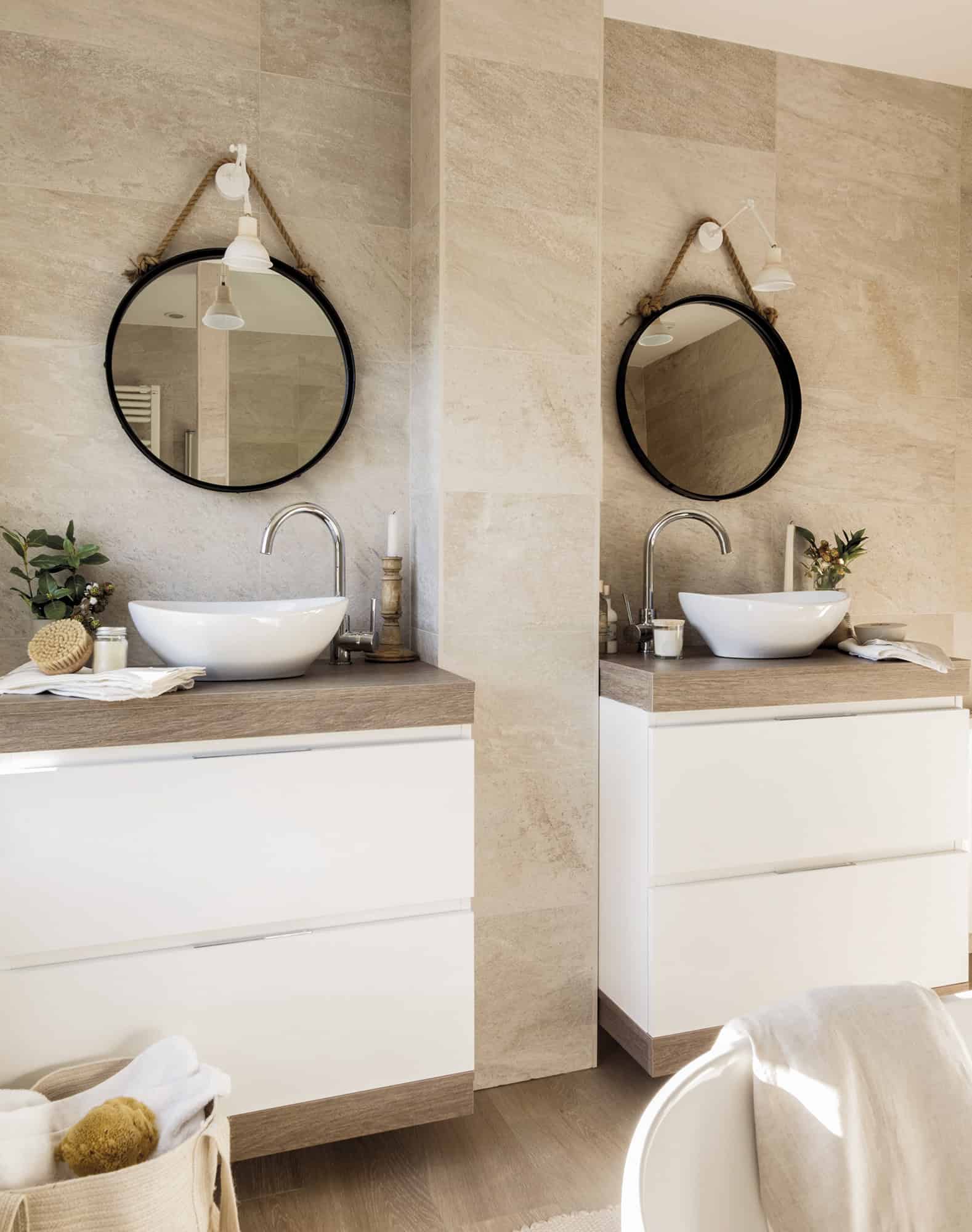 Small Flats That Don't Seem Like It Small Flats That Don't Seem Like It