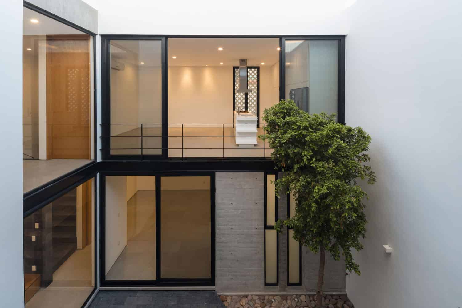 Beach House by [H] Arquitectos in Mazatlan, Mexico