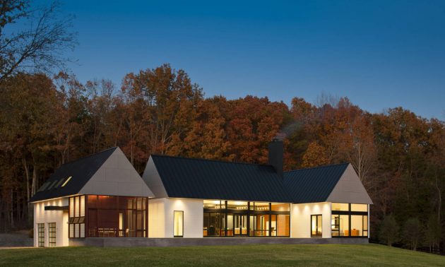 Becherer House by Robert M. Gurney Architect in Virginia, USA