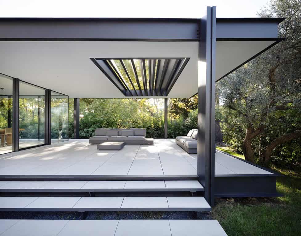 CTN House by Brengues Le Pavec Architectes: Minimalism Framed by Nature CTN House by Brengues Le Pavec Architectes: Minimalism Framed by Nature