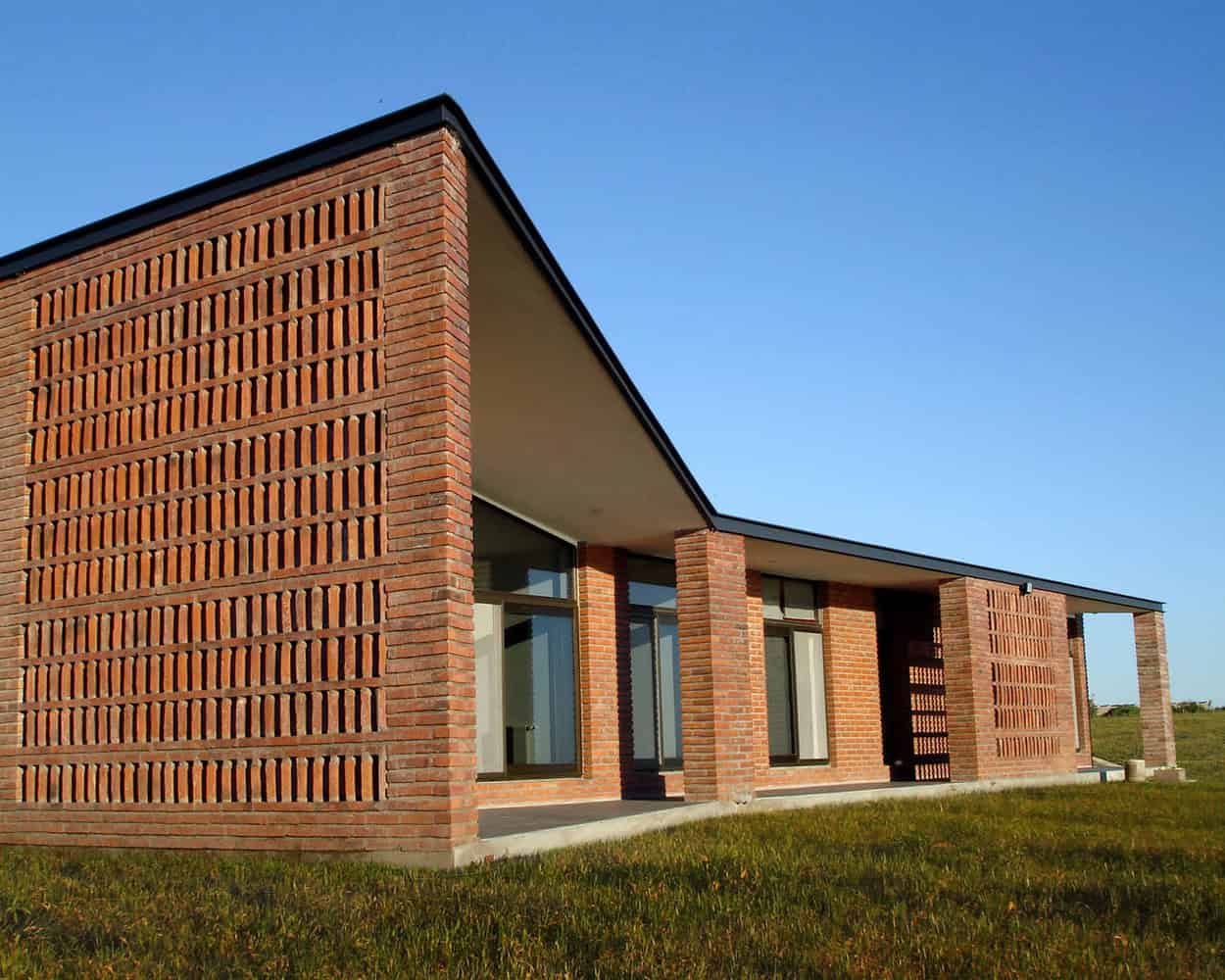 Diamante House by Marsino Arquitectura in Argentina Diamante House by Marsino Arquitectura in Argentina