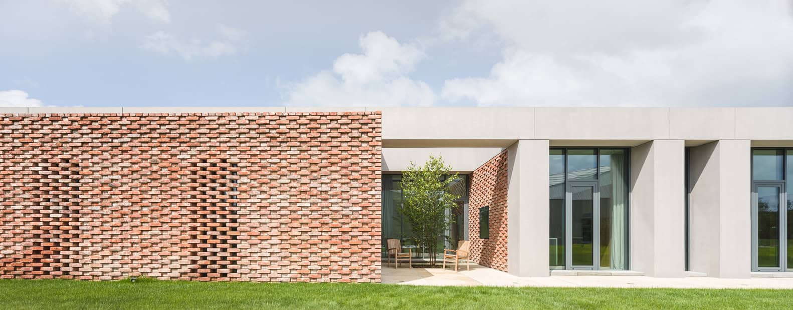 E+E House by Ene+Ene Arhitectura in Romania E+E House by Ene+Ene Arhitectura in Romania