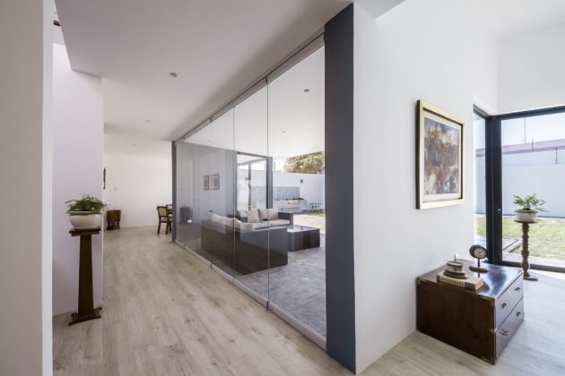 House LB by Riofrio + Rodrigo Arquitectos in Piura, Peru