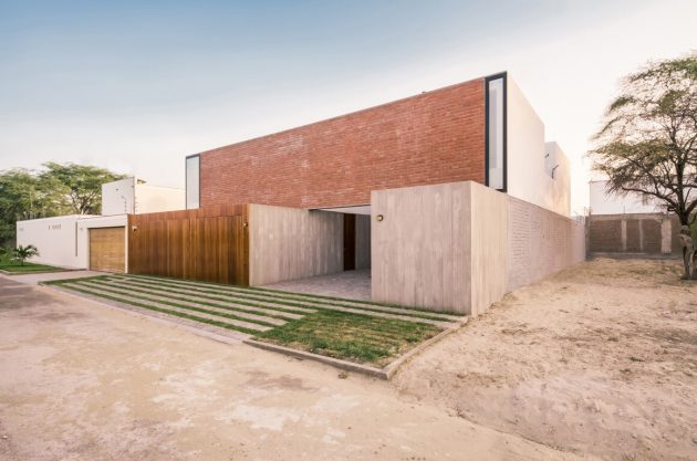 House LB by Riofrio + Rodrigo Arquitectos in Piura, Peru