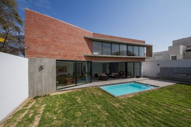 House LB by Riofrio + Rodrigo Arquitectos in Piura, Peru
