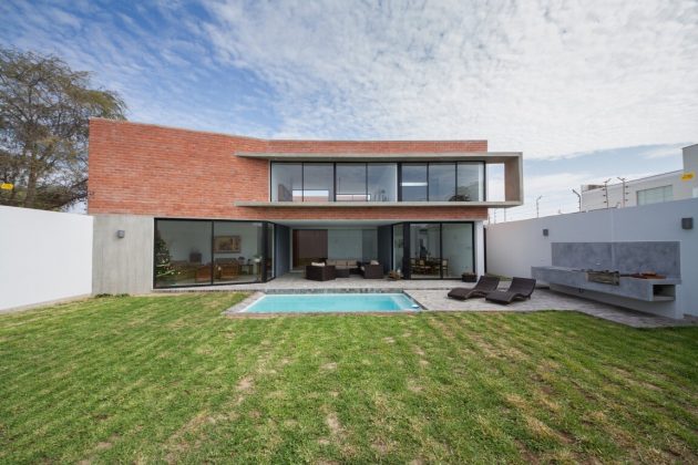 House LB by Riofrio + Rodrigo Arquitectos in Piura, Peru