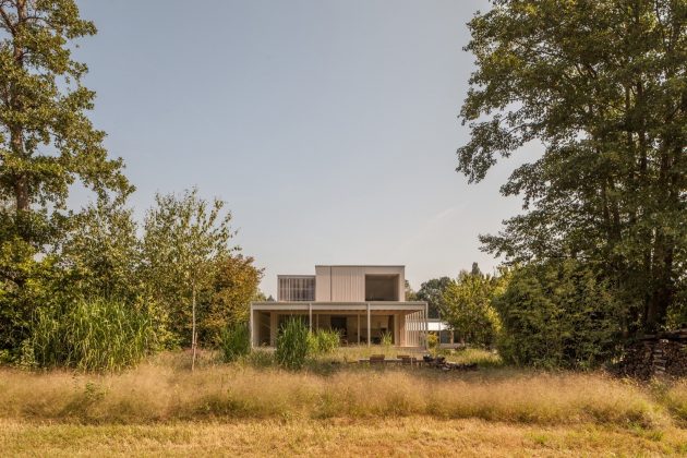 House at Lake Biel by Markus Schietsch Architekten in Switzerland