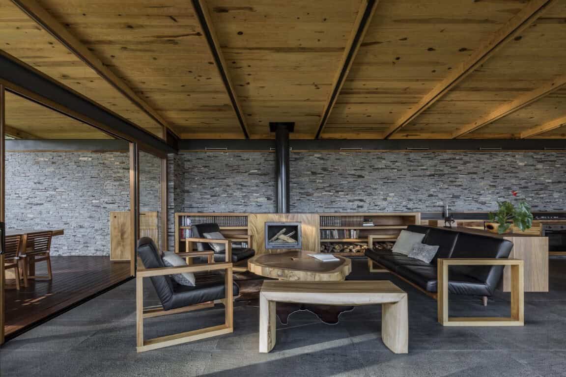 Open Valley House by RAVSTUDIO in Tapalpa, Mexico Open Valley House by RAVSTUDIO in Tapalpa, Mexico