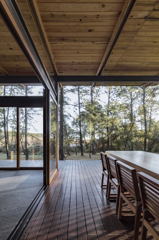 Open Valley House by RAVSTUDIO in Tapalpa, Mexico