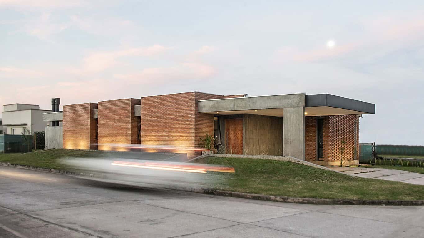 Quintas House by Etereo Arquitectos in Tafi Viejo, Argentina Quintas House by Etereo Arquitectos in Tafi Viejo, Argentina