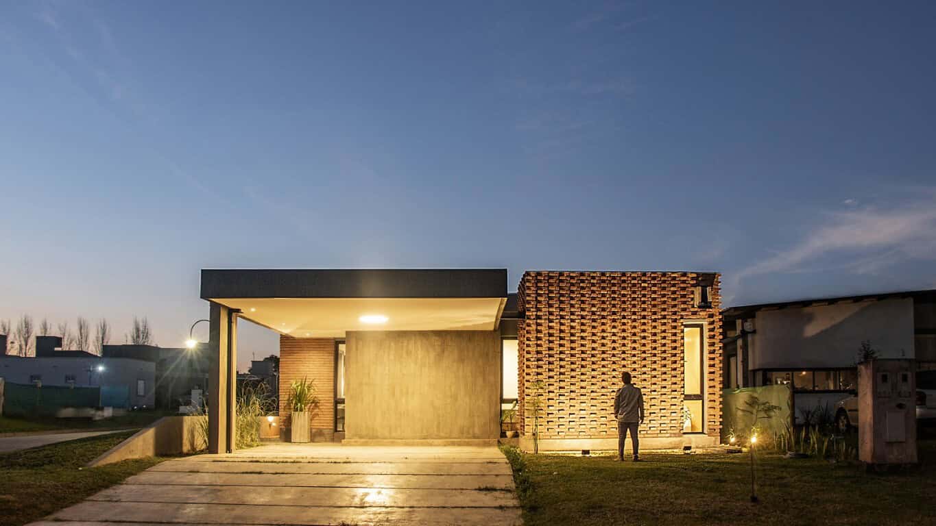 Quintas House by Etereo Arquitectos in Tafi Viejo, Argentina Quintas House by Etereo Arquitectos in Tafi Viejo, Argentina