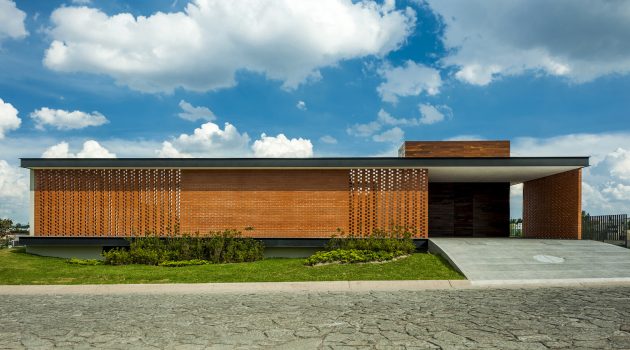 Ro House by Alexanderson Arquitectos in Guadalajara, Mexico