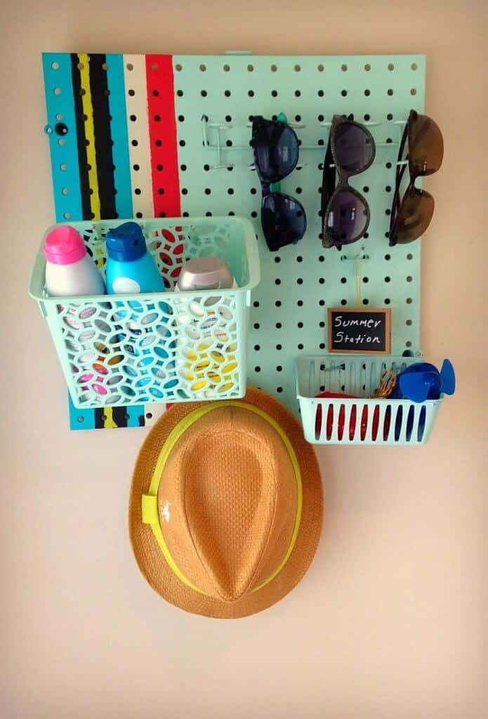 14. Summer Station Pegboard 14. Summer Station Pegboard