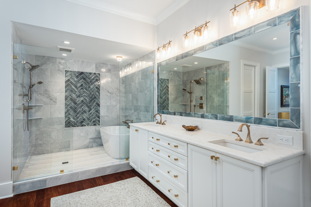 16 Beautiful Coastal Bathroom Designs, Coastal Bathroom Shower Tile Ideas