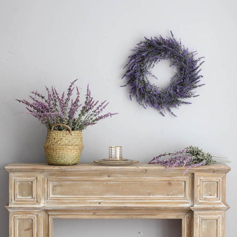 16 Fresh-Looking Spring Wreath Designs That Will Steal Your Gaze