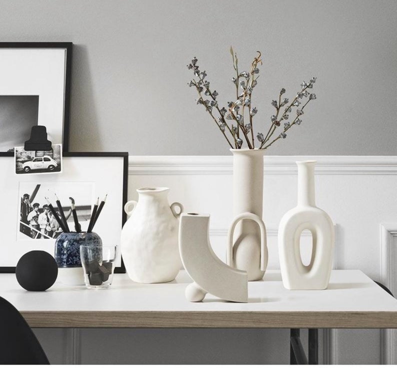 16 Stunning Modern Vase Designs You Will Want Right Now