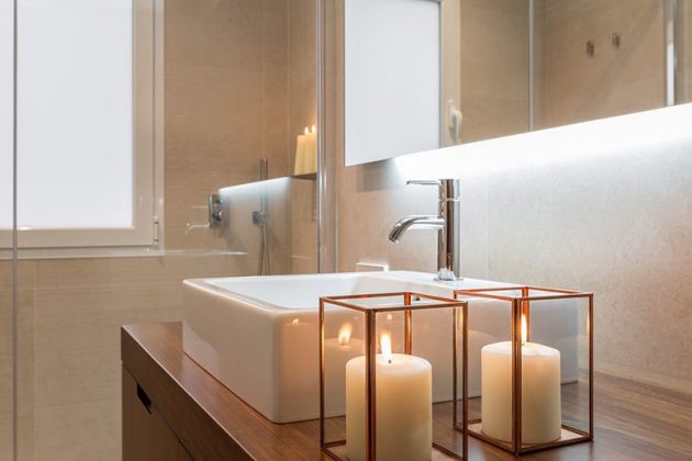 Chromatic Contrasts, Simple And Modern Lines Characterize This Home