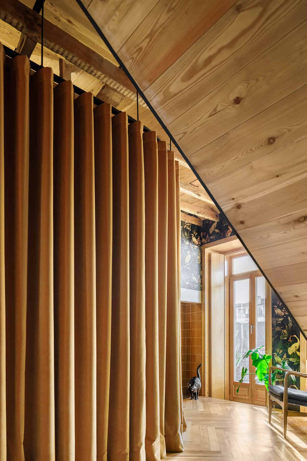 Almirante Reis Apartment rehabilitation by BALA Atelier in Lisbon, Portugal Almirante Reis Apartment rehabilitation by BALA Atelier in Lisbon, Portugal