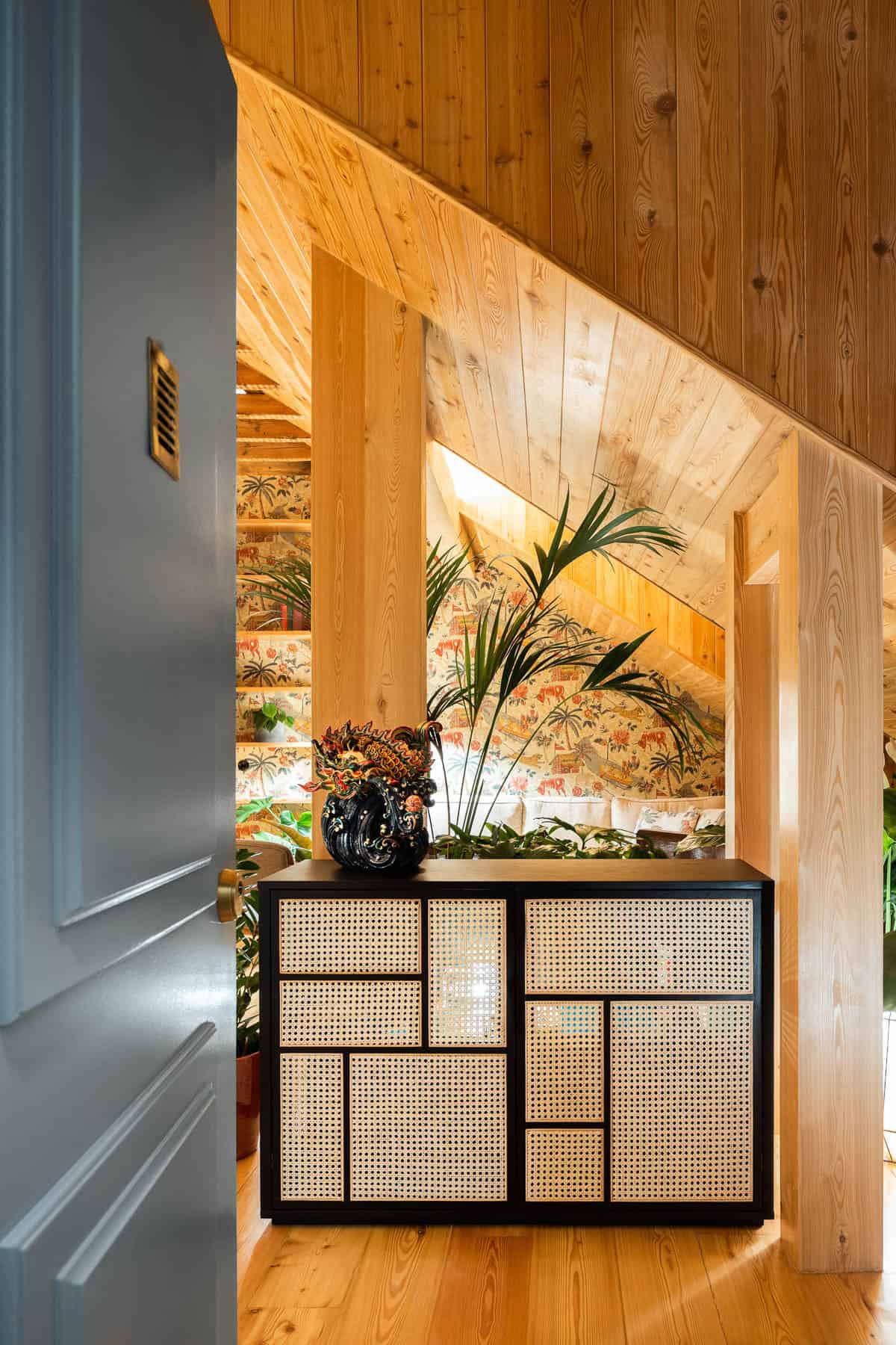 Almirante Reis Apartment rehabilitation by BALA Atelier in Lisbon, Portugal Almirante Reis Apartment rehabilitation by BALA Atelier in Lisbon, Portugal