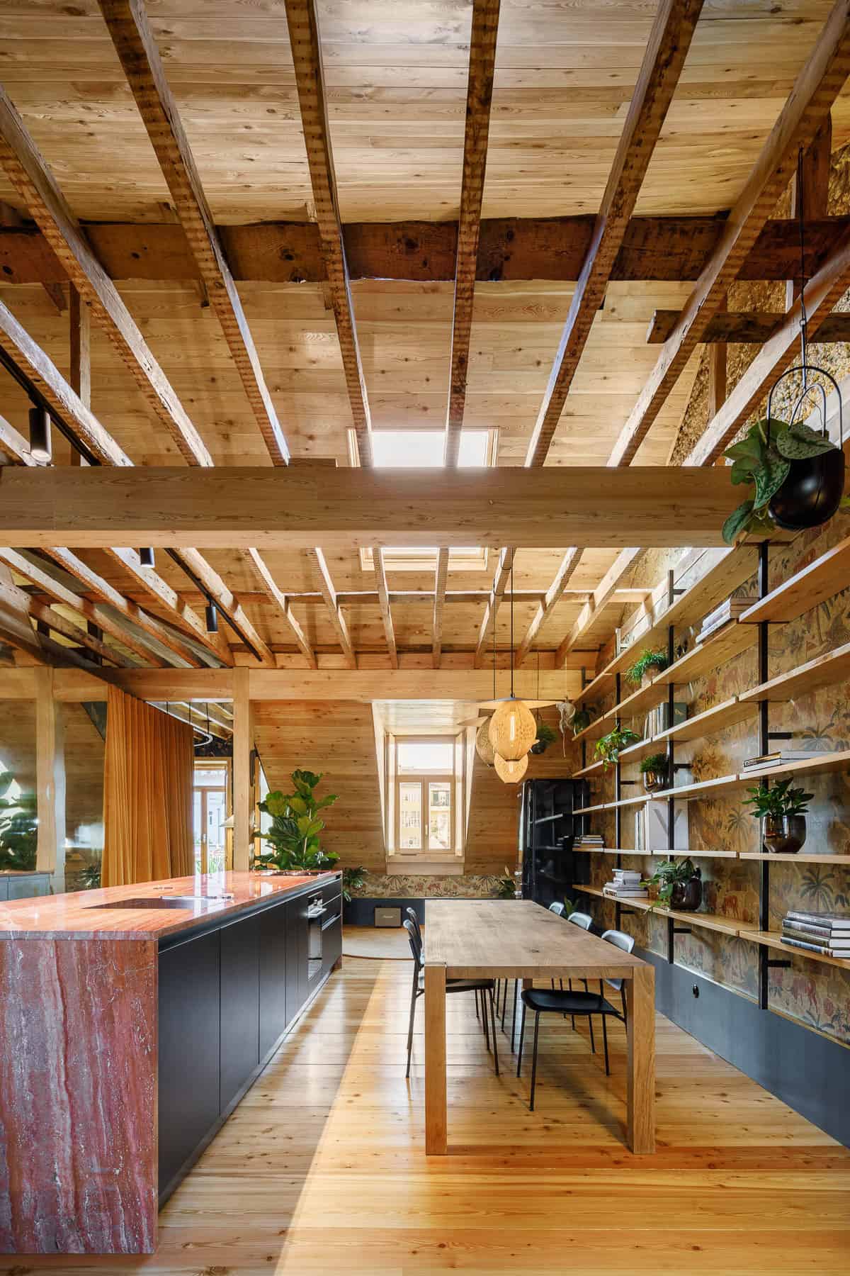 Almirante Reis Apartment rehabilitation by BALA Atelier in Lisbon, Portugal Almirante Reis Apartment rehabilitation by BALA Atelier in Lisbon, Portugal