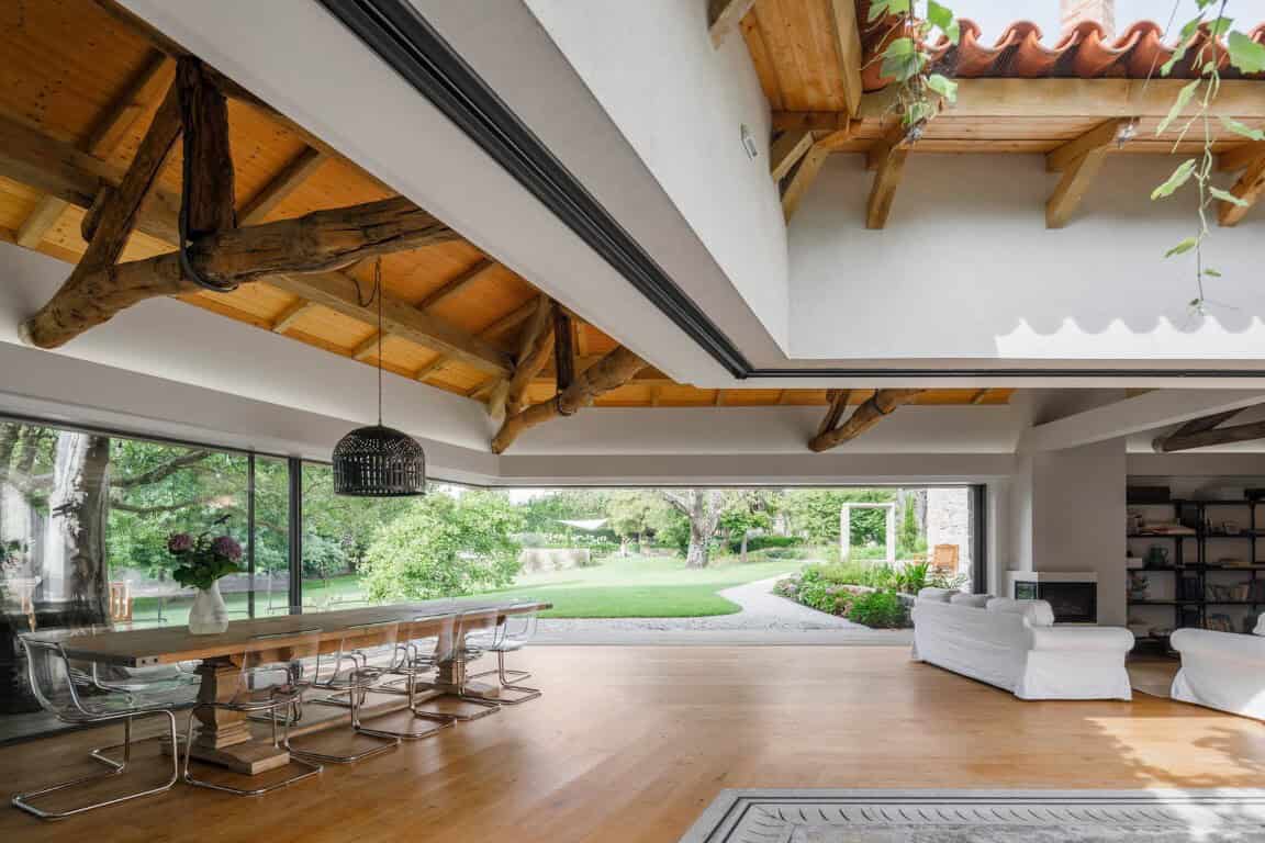 Calcada House by Ren Ito Arq in Porto, Portugal Calcada House by Ren Ito Arq in Porto, Portugal