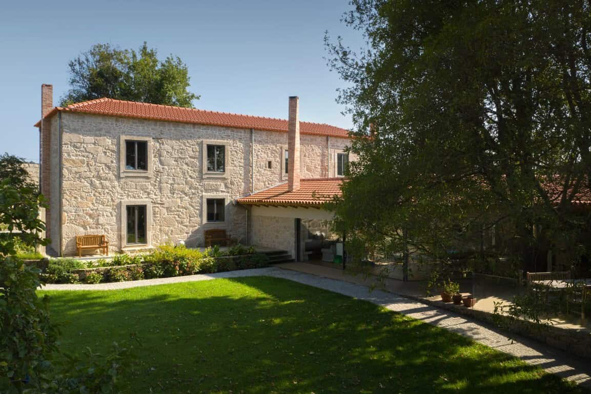 Calcada House by Ren Ito Arq in Porto, Portugal Calcada House by Ren Ito Arq in Porto, Portugal