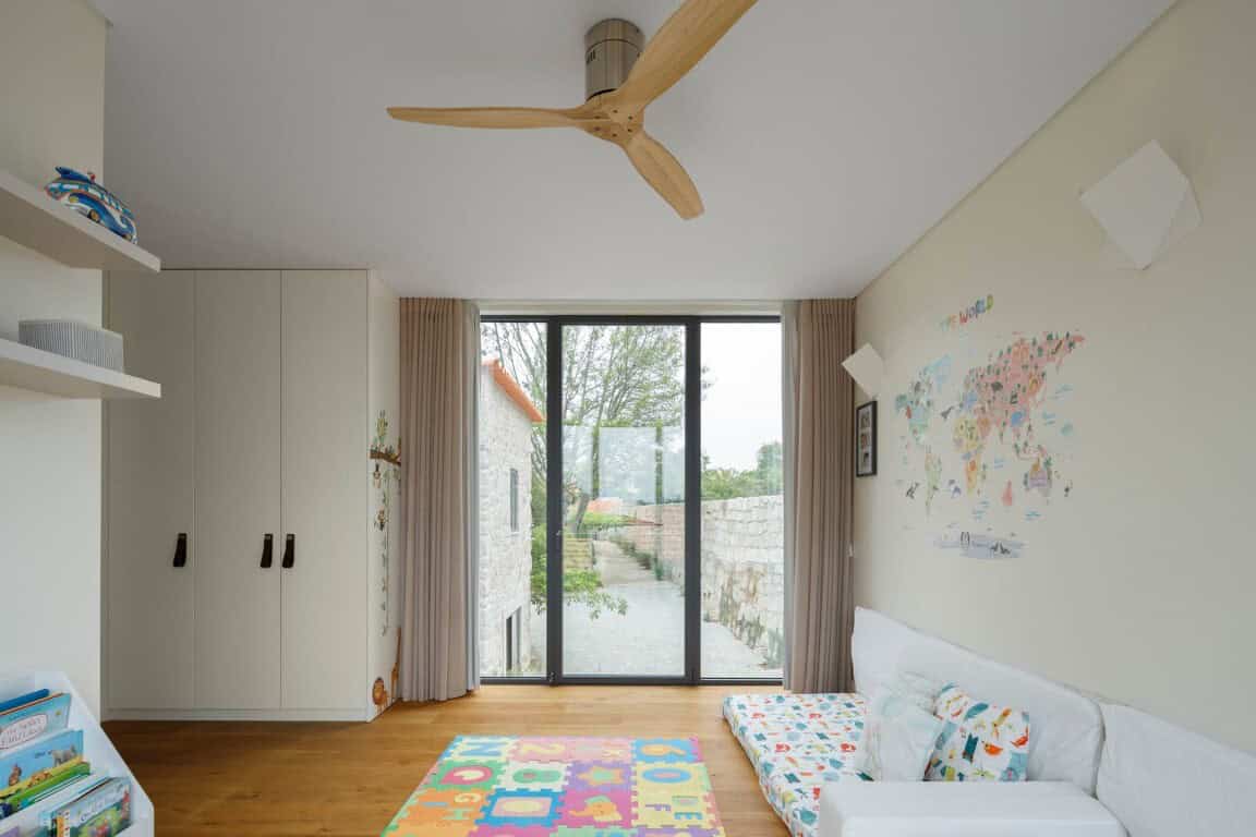 Calcada House by Ren Ito Arq in Porto, Portugal Calcada House by Ren Ito Arq in Porto, Portugal