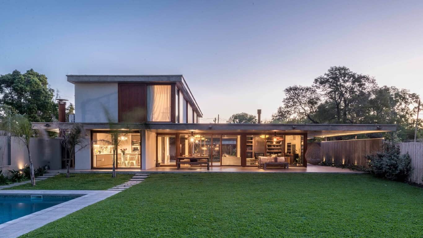 Fluxa House by Gianserra + Lima Arquitectos in La Plata, Argentina Fluxa House by Gianserra + Lima Arquitectos in La Plata, Argentina