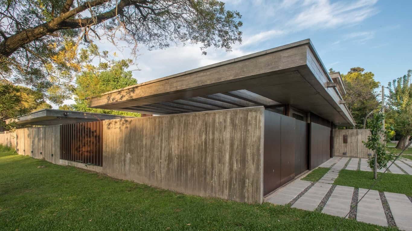 Fluxa House by Gianserra + Lima Arquitectos in La Plata, Argentina Fluxa House by Gianserra + Lima Arquitectos in La Plata, Argentina