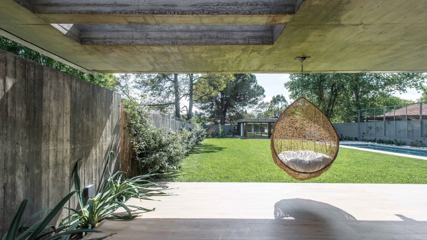 Fluxa House by Gianserra + Lima Arquitectos in La Plata, Argentina Fluxa House by Gianserra + Lima Arquitectos in La Plata, Argentina