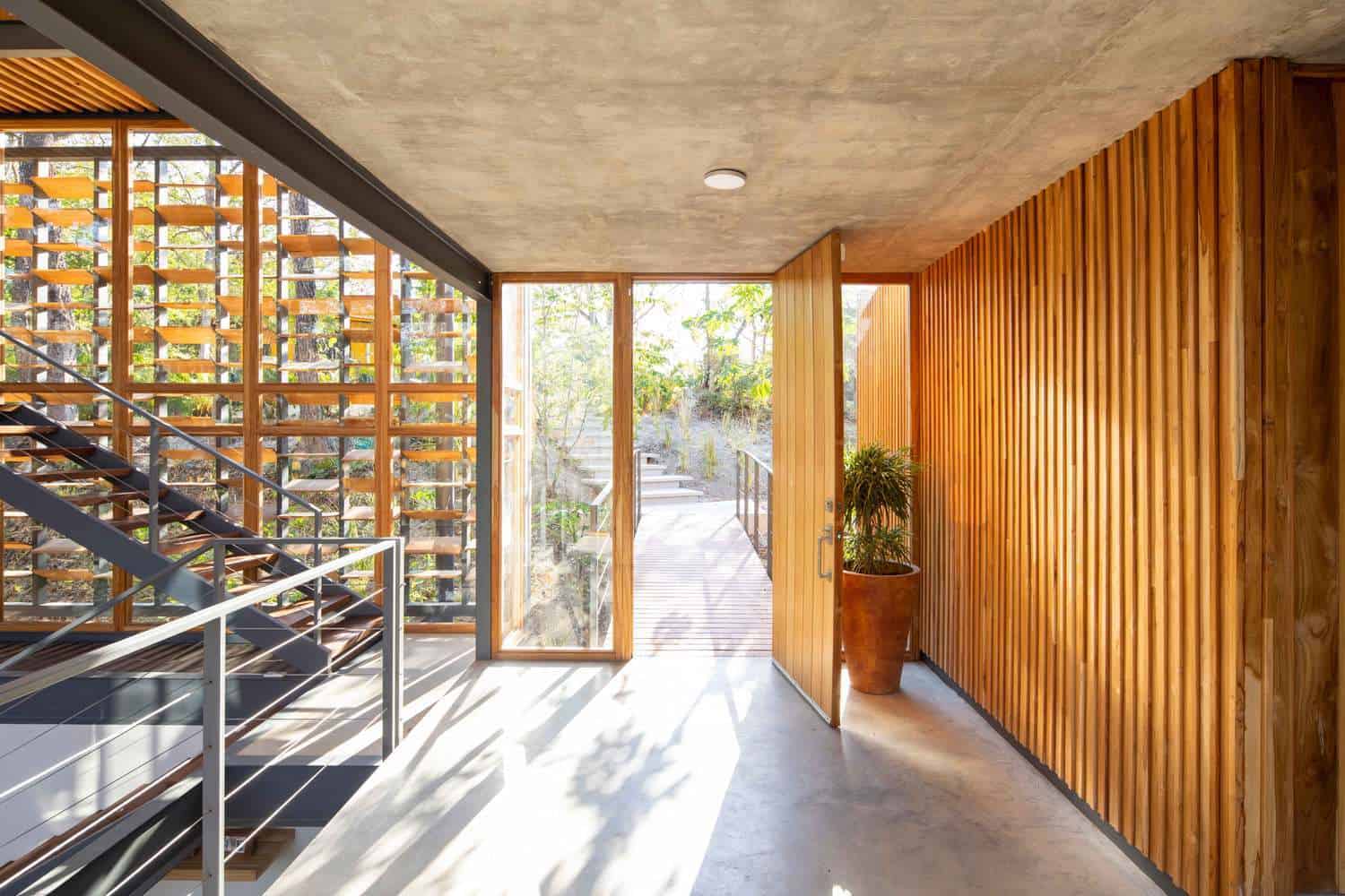 Jungle Frame House by Studio Saxe in Nosara, Costa Rica Jungle Frame House by Studio Saxe in Nosara, Costa Rica