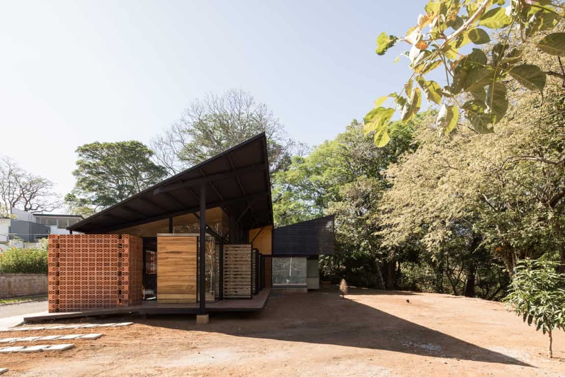 La Garita House by Arkosis in Costa Rica La Garita House by Arkosis in Costa Rica