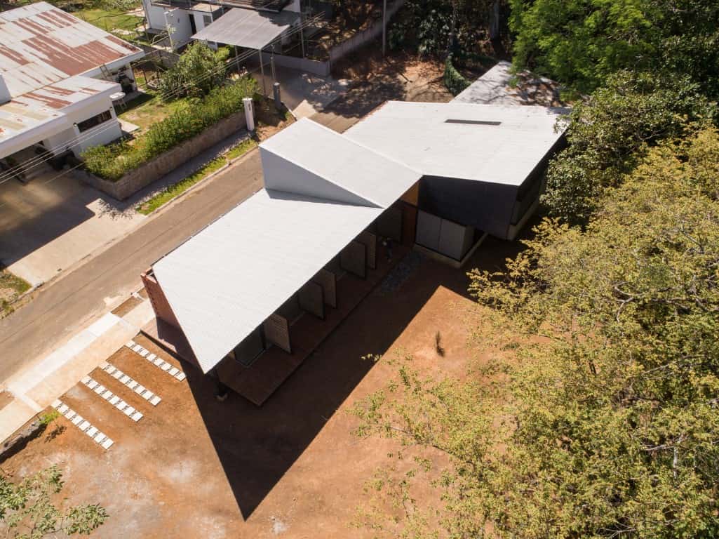 La Garita House by Arkosis in Costa Rica La Garita House by Arkosis in Costa Rica