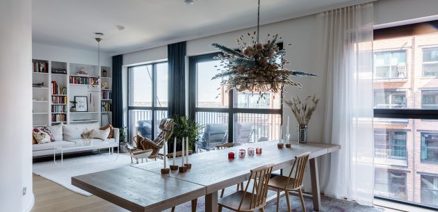 Look At These Perfect Large Floor-To-Ceiling Windows