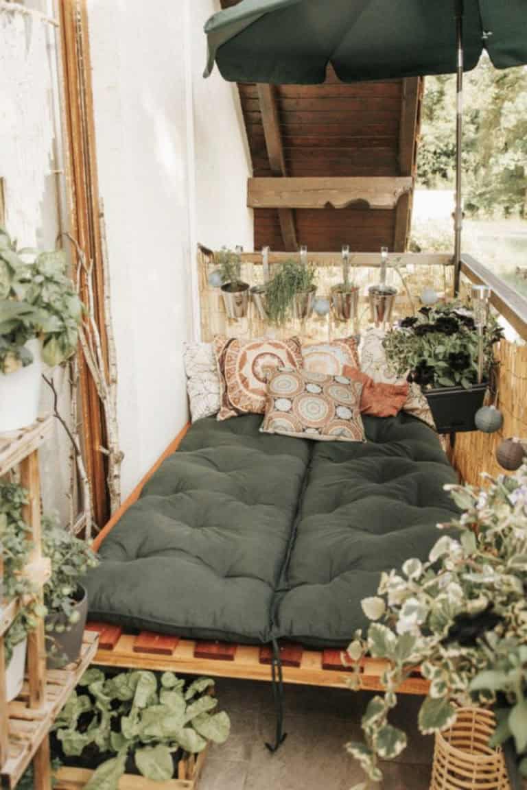 Balcony Filled With Naturalness And Relaxation